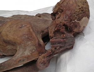 تصاویر کشف قدیمی ترین خالکوبی جهان در مصر