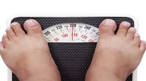 تحقیق چاقي و اضافه وزن و بررسي رابطه بين درصد چربي بدن با ميزان فعاليت بدن و عوامل خطرزاي قلبي – عروقي مردان